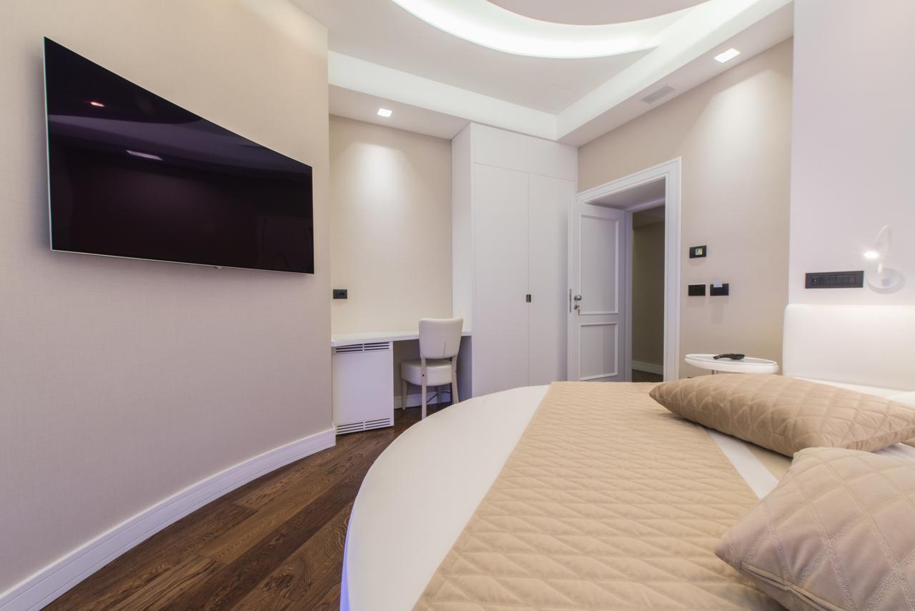 Lux Suites In Roma Εξωτερικό φωτογραφία