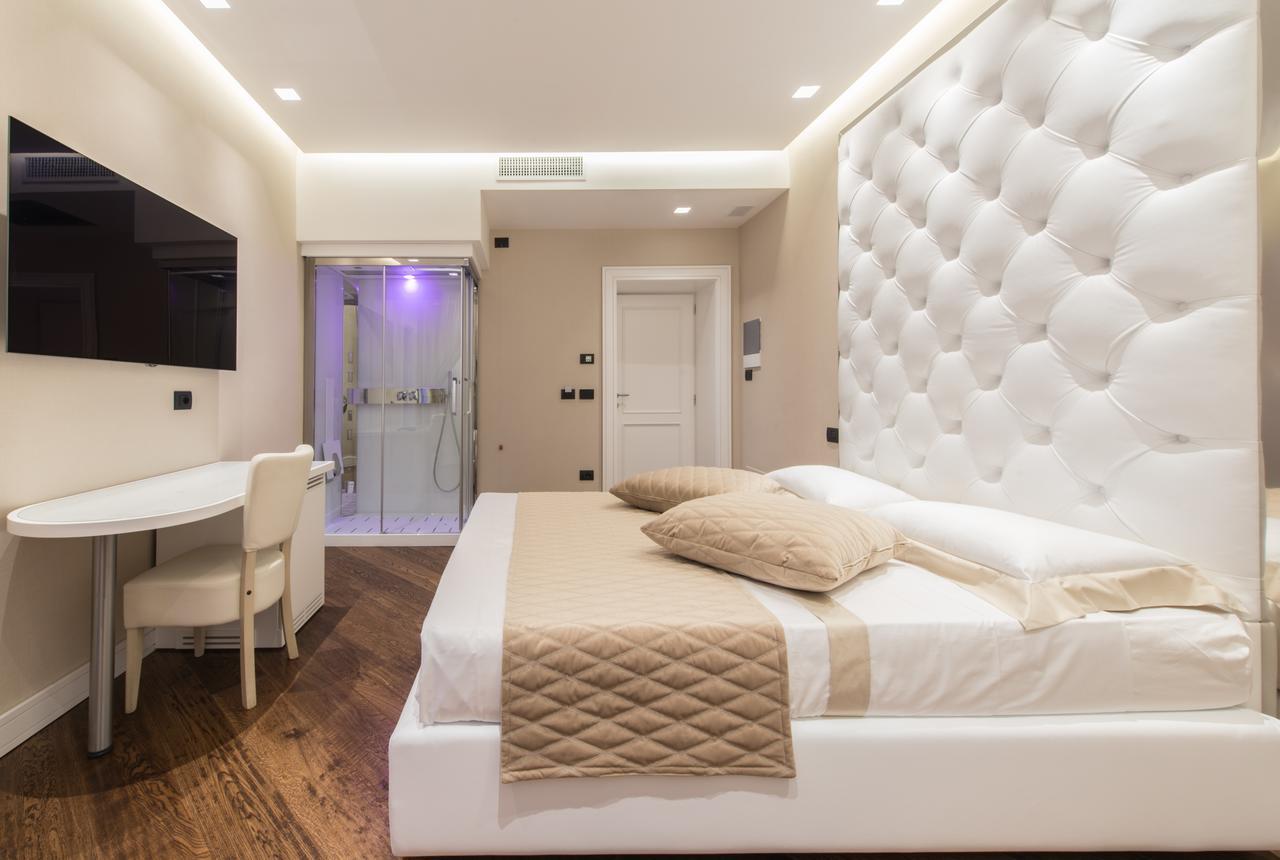 Lux Suites In Roma Εξωτερικό φωτογραφία